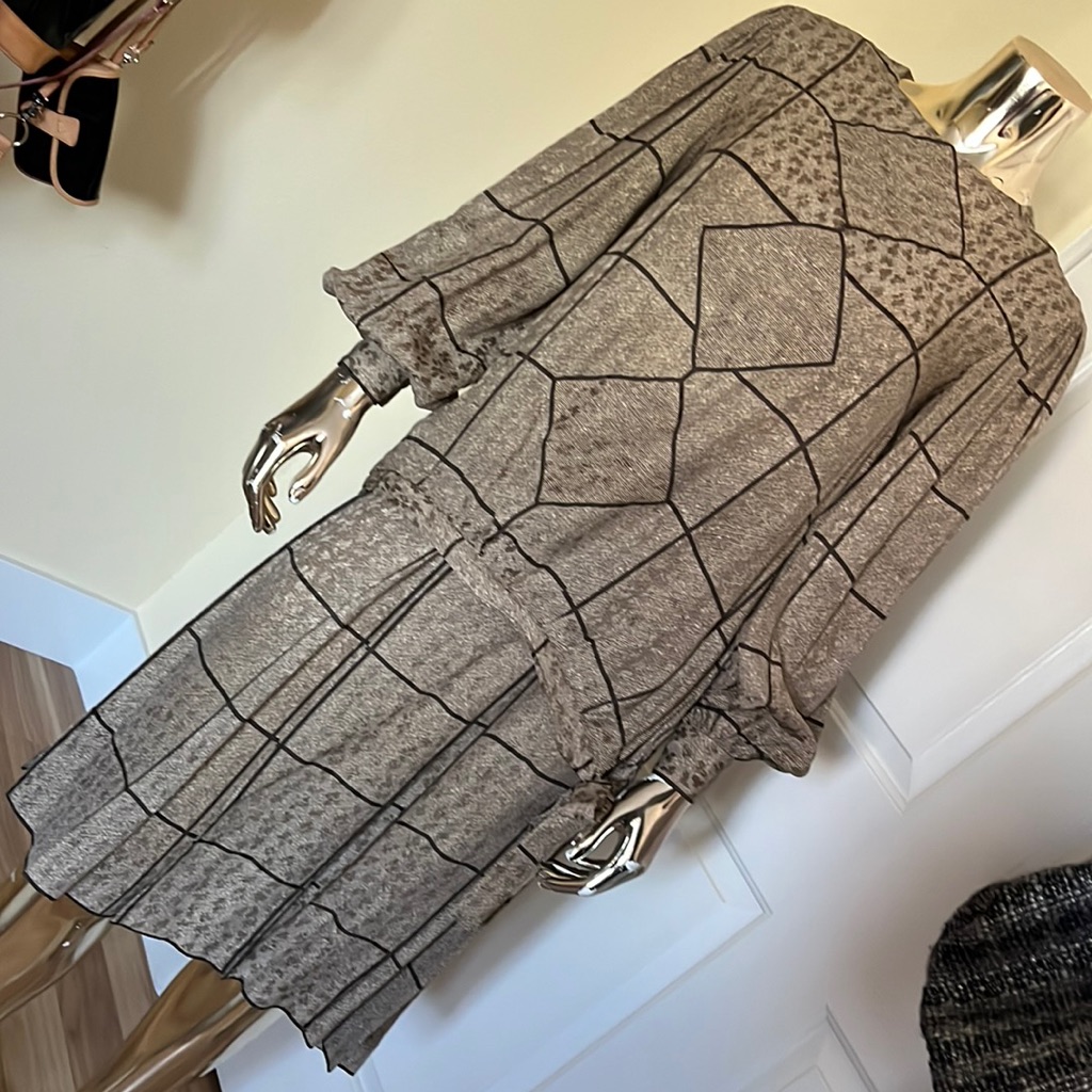A D C H Int. Ladies Garment Skirt & Top